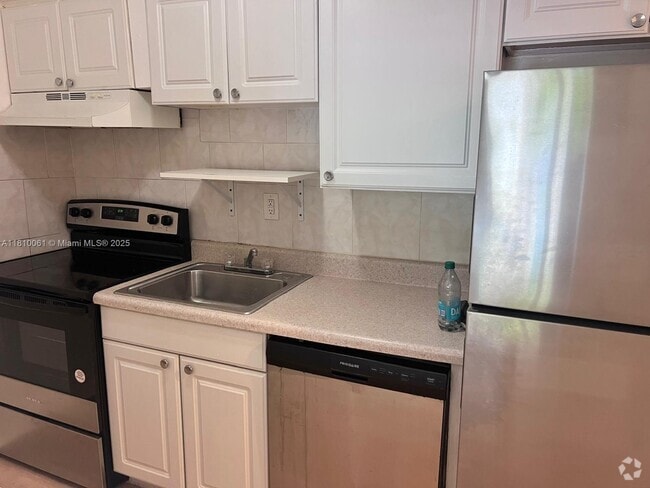 Building Photo - 7820 NE Bayshore Ct Unit 210 Rental
