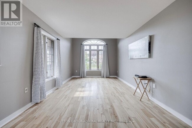 Photo - 132 Brown Wood Dr