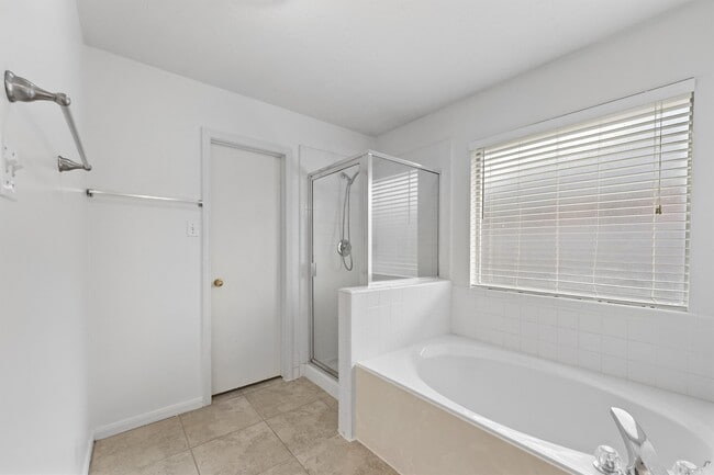 Photo - 14631 Englebrook Dr