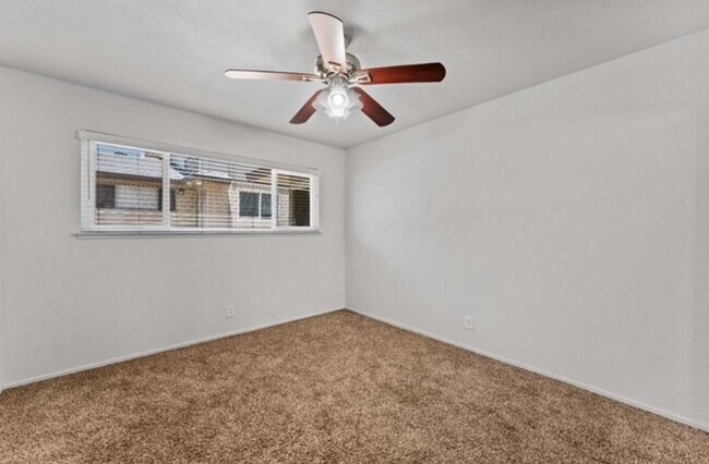 Photo - Charming 2 Bed 1 Bath Unit in Sacramento