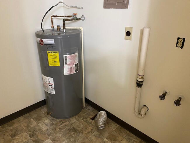 Photo - 790 Garberdale Square Unit A