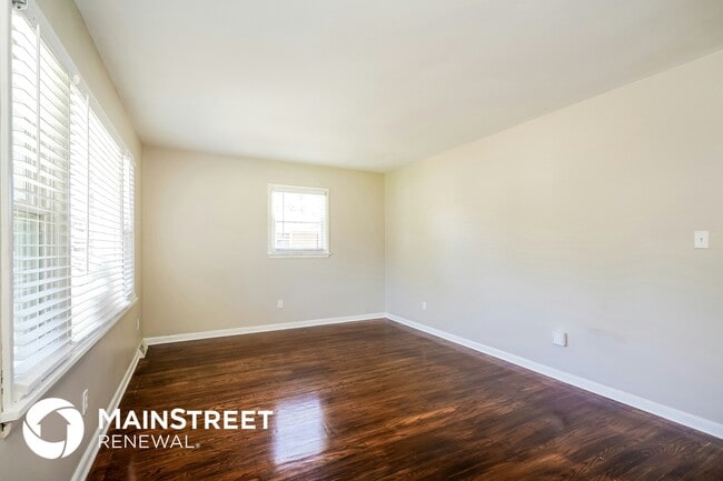 Photo - 4401 Charlotte Ann Dr