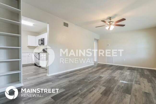 Photo - 250 N Shade Ave