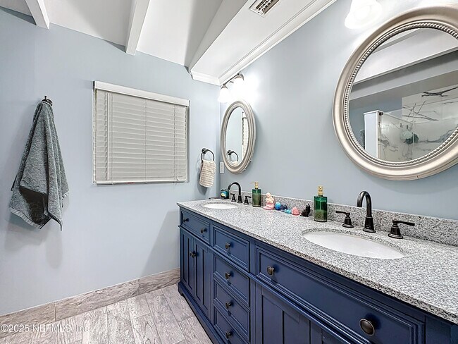 Photo - 2829 Goldenrod Cir E