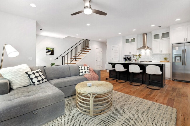 2345 E Amherst Aly Unit SI ID1221843P