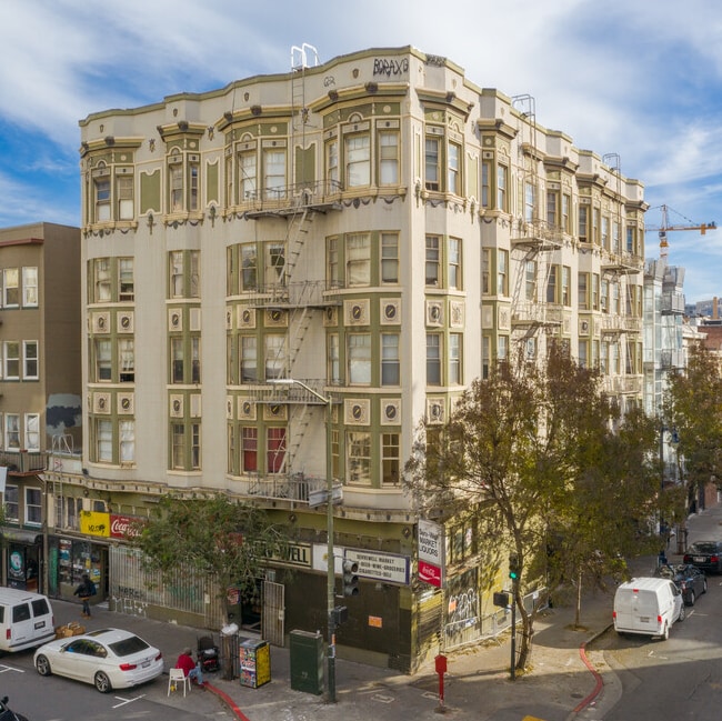 Photo - Hyde Park Apartments LLC.