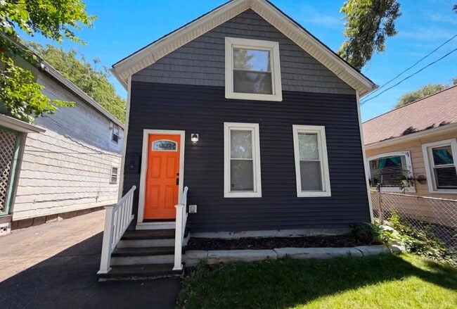 Building Photo - 3407 Erin Ave