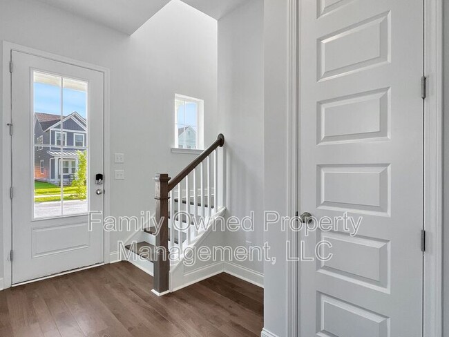 Photo - 420 W Respite Ln