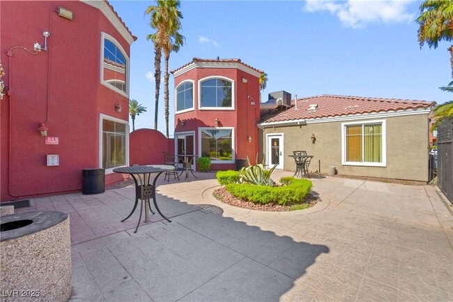 Photo - 4730 E Craig Rd Unidad 1005