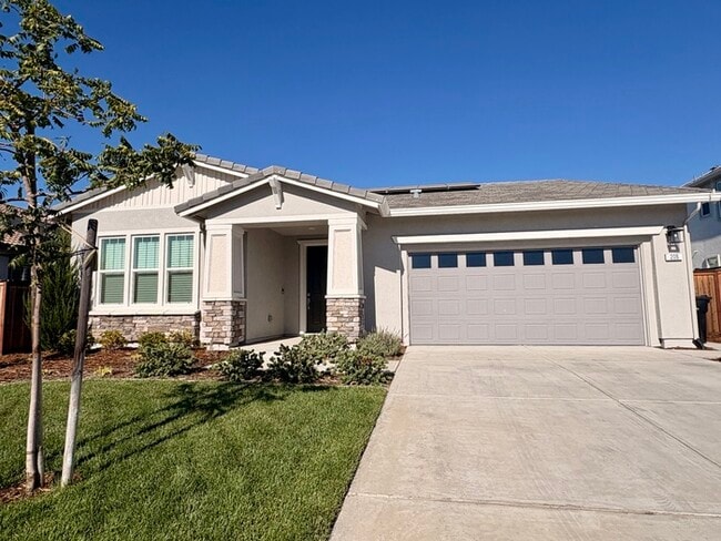 Photo - Beautiful Solar Home For Rent in Lincoln