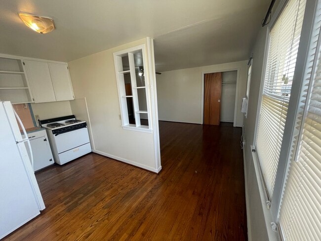 Photo - 1320 Postoffice St Unidad Apt#C