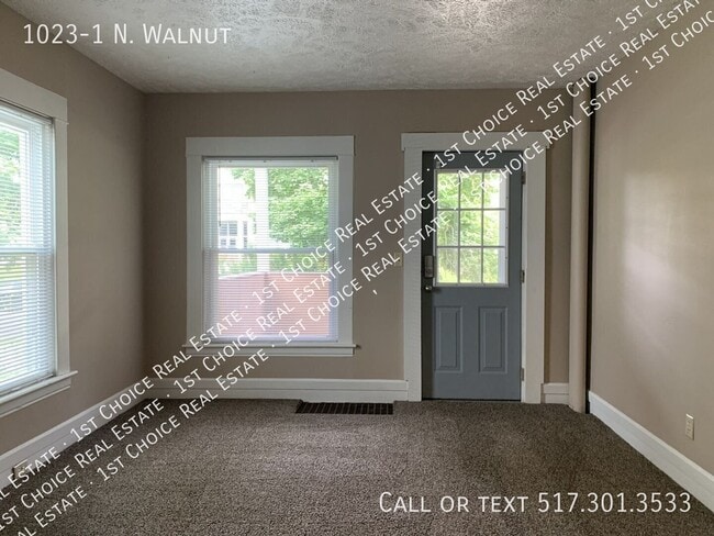 Photo - 1023-1 N. Walnut-