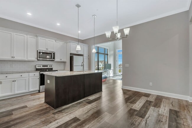 Photo - 2052 Sunflower Dr