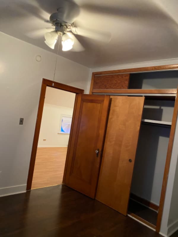 Photo - 141 E 23rd St