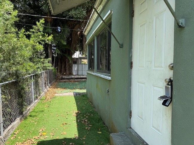 Photo - 4761 NW 11th Ave Unit REAR