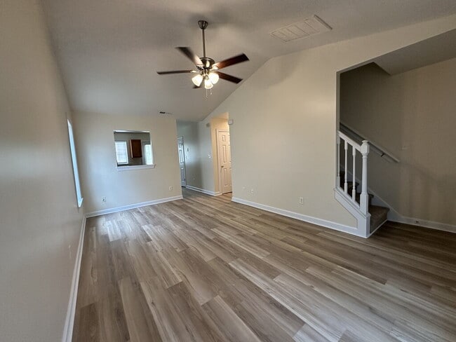 Photo - 606 Springwood Dr