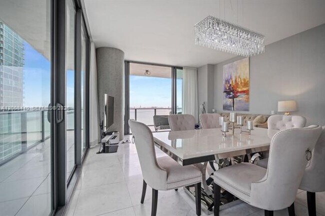 Photo - 480 NE 31st St Unit 480 NE 31 # 2707