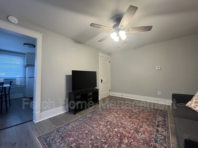 Photo - 834 W Main St Unit 834A