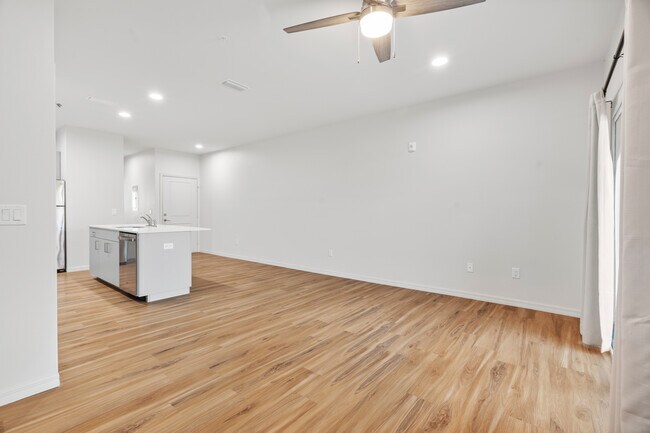 Legacy Oaks Apartments