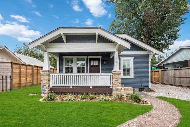 Building Photo - 1104 Walton St