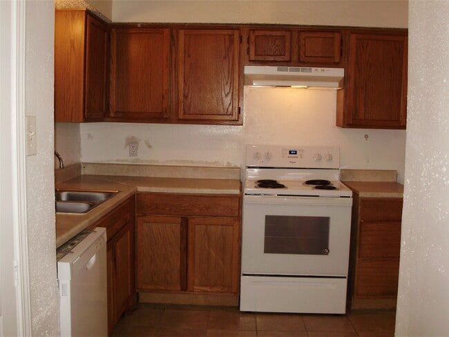Photo - 2107 Shiveley Cir Unidad True