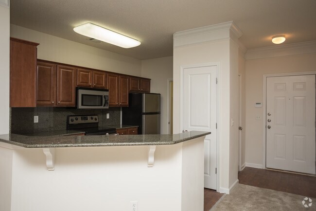 2BR, 2BA - 1,463 SF