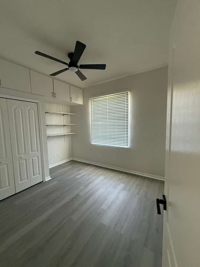 Building Photo - 1819 Lady Palm Ct