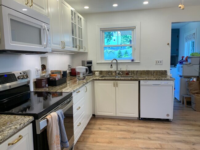 Building Photo - 137 Prospect Ave Rental