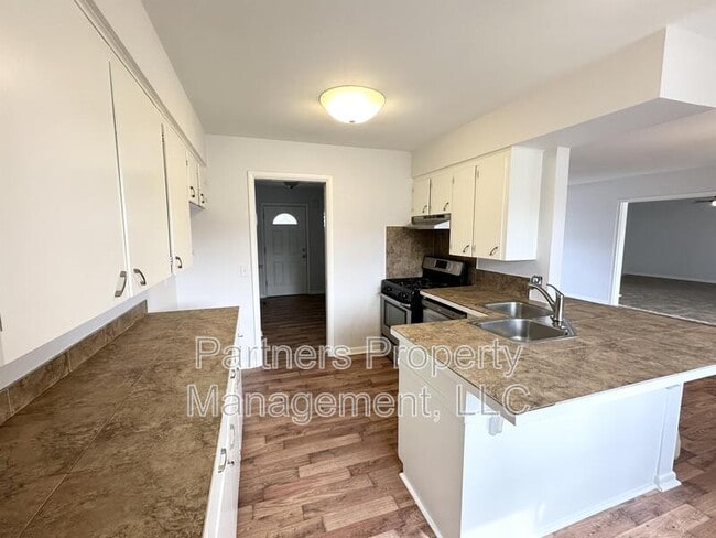 Photo - 14171 Wolf Dr