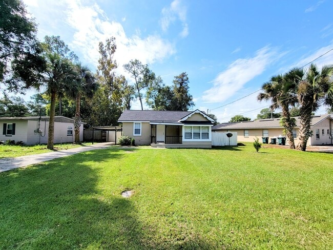 Photo - Irresistible Single Family Home | 3 BR/2BA | In Jacksonville
