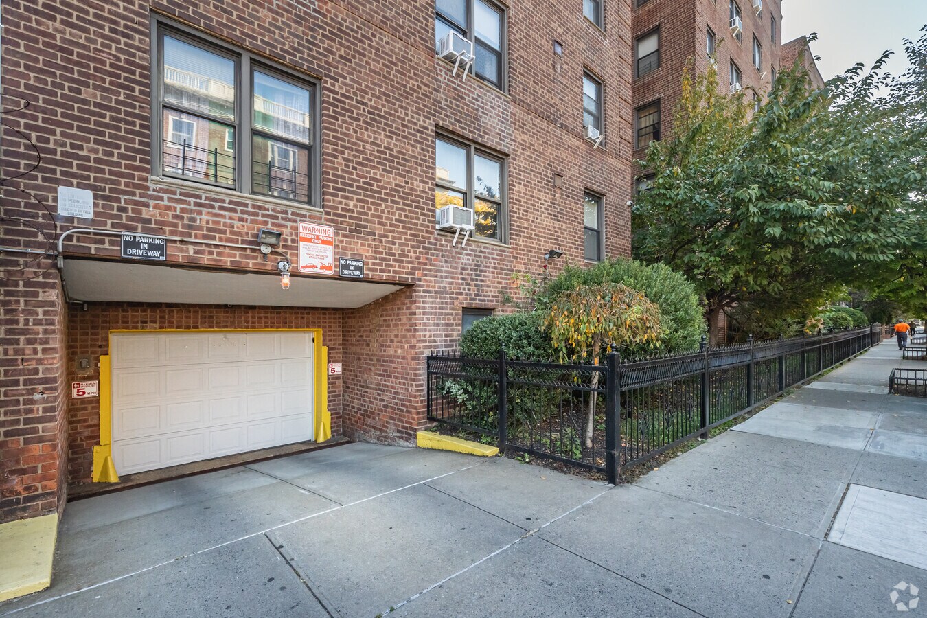 Photo - Bradford House