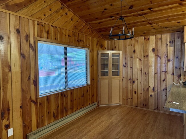 Photo - 1721 W Huning