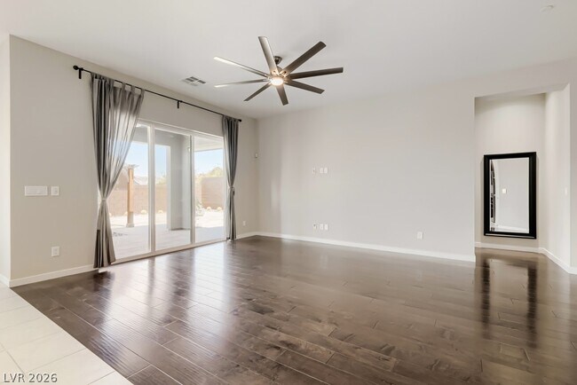 Photo - 342 Homeward Way