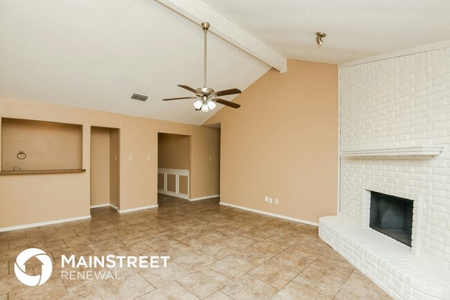 Photo - 2821 S Meadow Dr