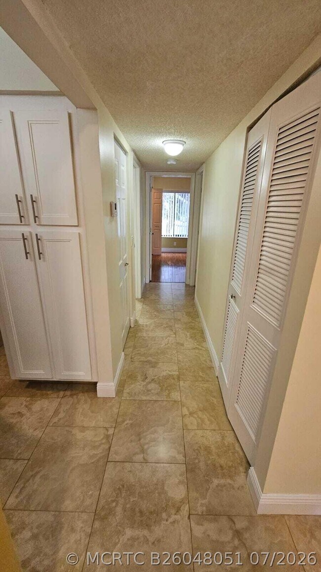 205 Foxtail Dr Unit H3