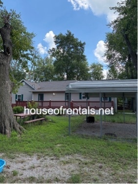 Photo - 9409 Main St