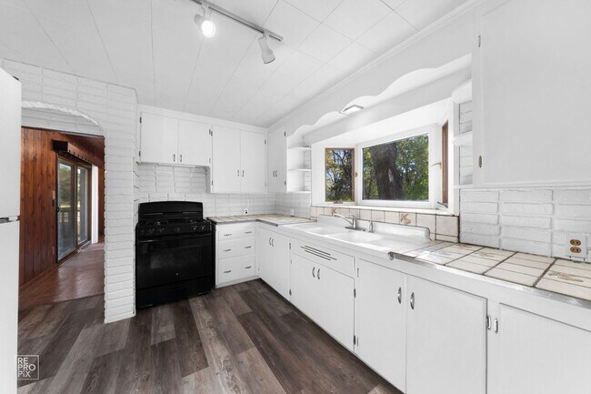 Photo - 32857 N Alleghany Rd