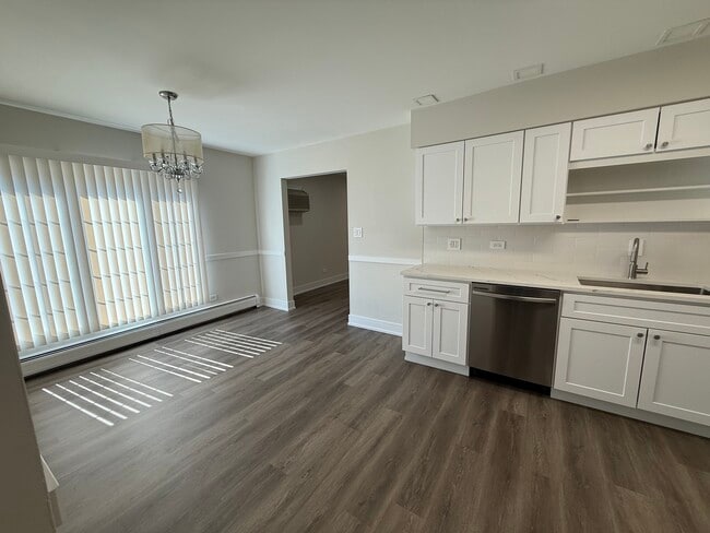 Photo - 544 LaGrange Rd Unidad 1S