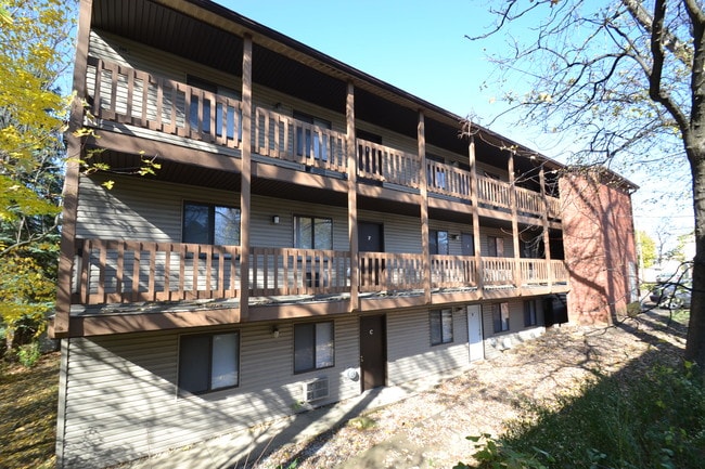 Photo - 278 Torrey St Unit B