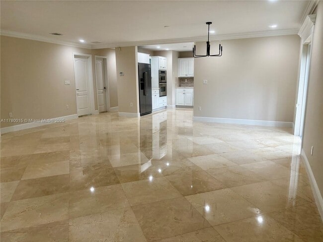 Photo - 409 Catalonia Ave