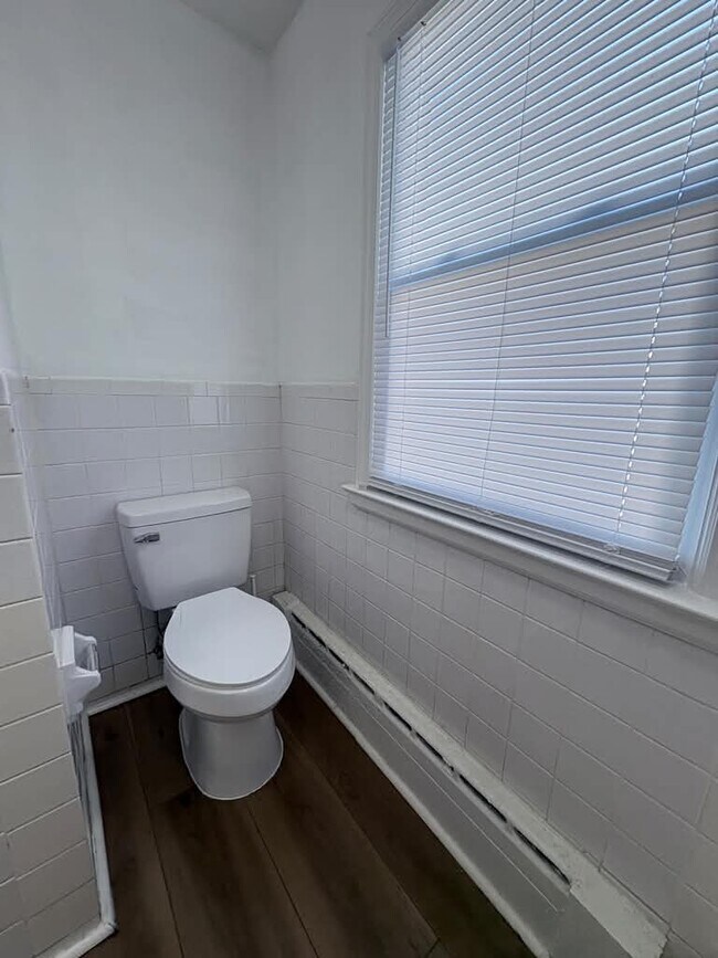641 Newhall St Unit 2L
