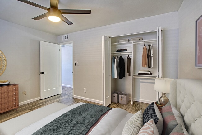 Photo - Reserve on Ray