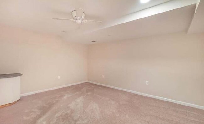 Photo - 15089 Lindenberry Ln