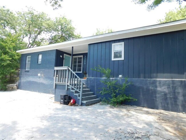 Building Photo - 3308 Hycreek Dr