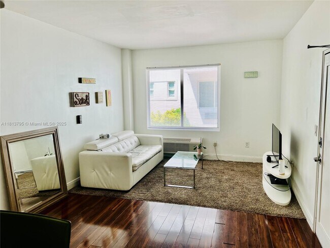 Photo - 320 80th St Unit 6