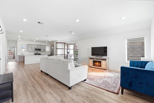 Photo - 27230 Woodridge Gln Dr