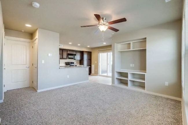 Photo - 8880 W Shellie Ln Unit 104