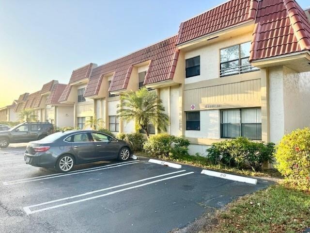 Building Photo - 11112 Royal Palm Blvd Unit 8-9