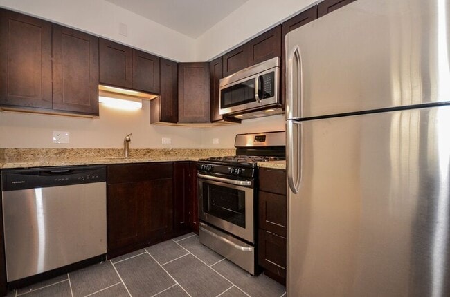 Photo - 27 N Maple Ct Unit 6