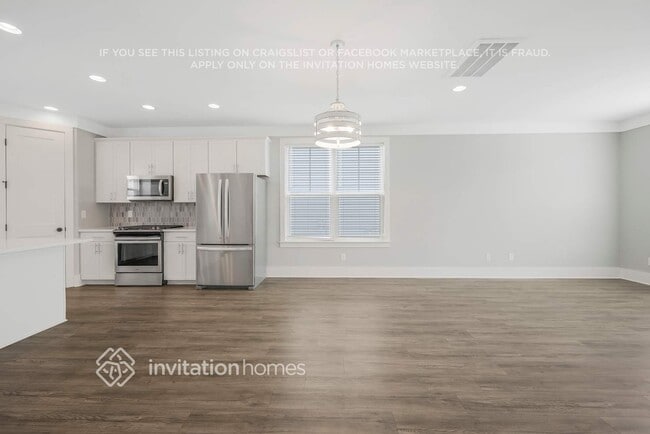 Photo - 265 Founders Ln